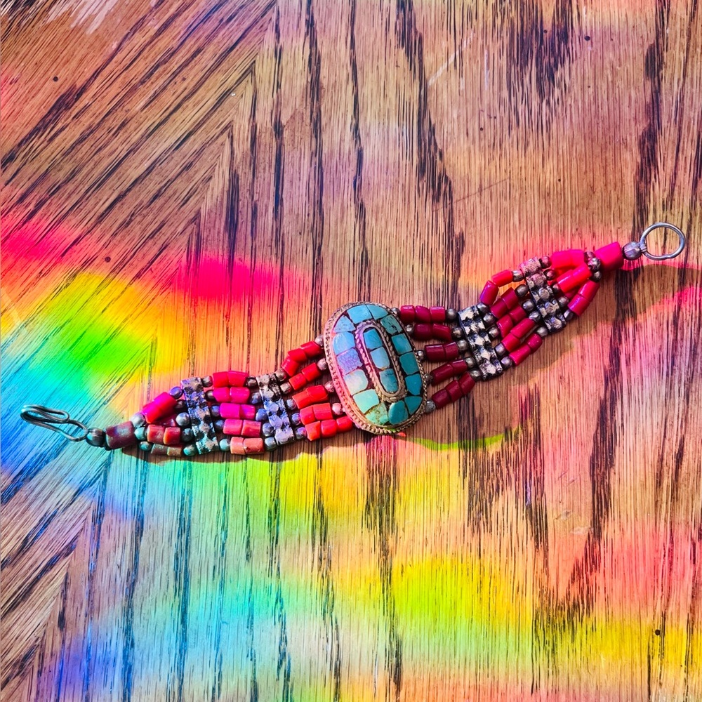 VTG 1990s Turquoise and Red Beaded Bracelet